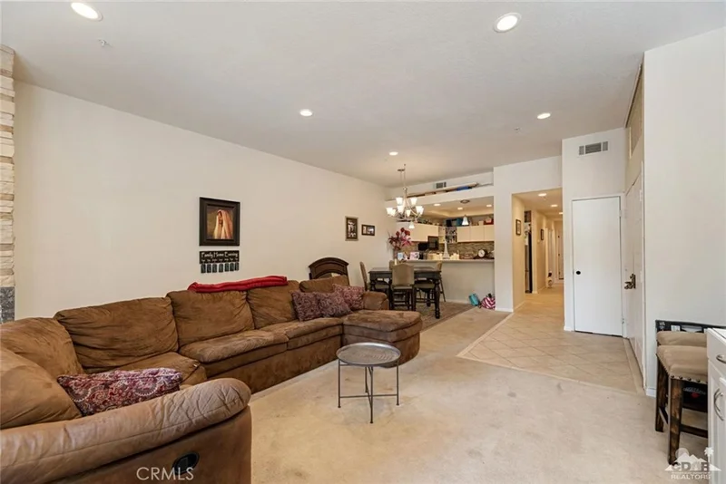 2601 Broadmoor #2, Palm Springs, CA 92264
