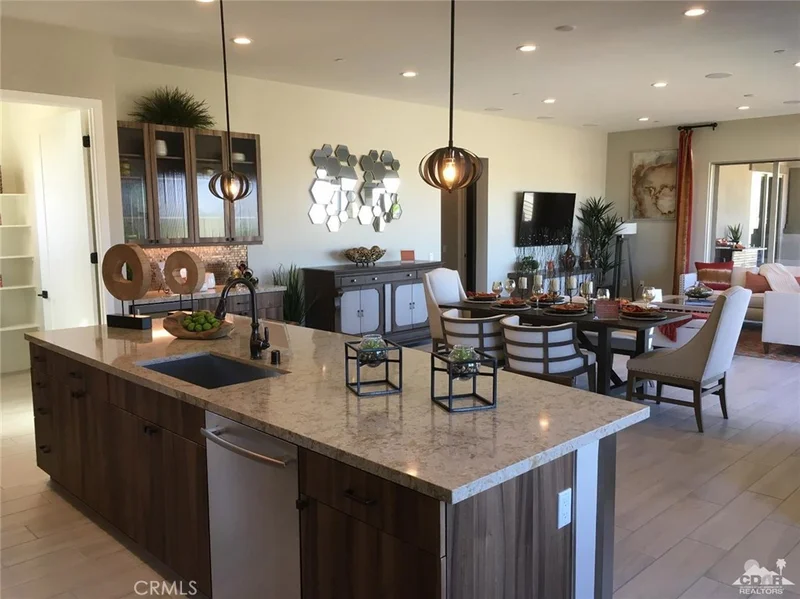 2704 Retreat, Palm Desert, CA 92260
