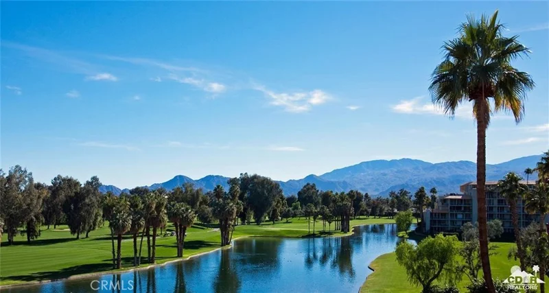 899 Island #205, Rancho Mirage, CA 92270