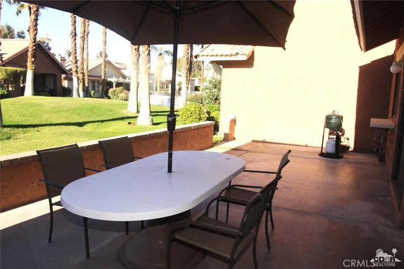 42285 Sultan, Palm Desert, CA 92211