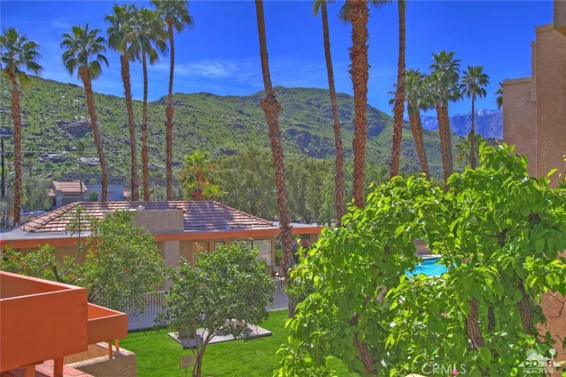2601 Broadmoor #33, Palm Springs, CA 92264