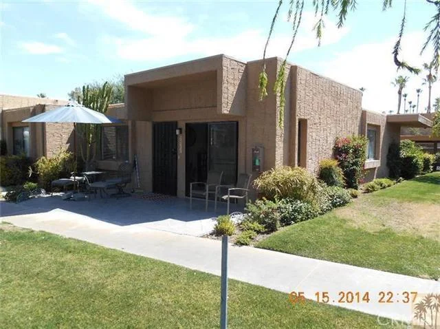 5511 Los Coyotes #37, Palm Springs, CA 92264