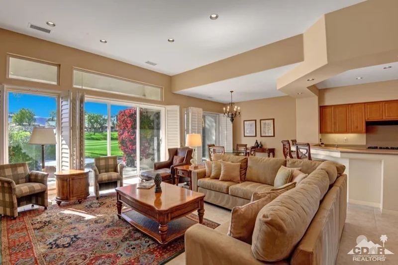 871 Mesa Grande, Palm Desert, CA 92211