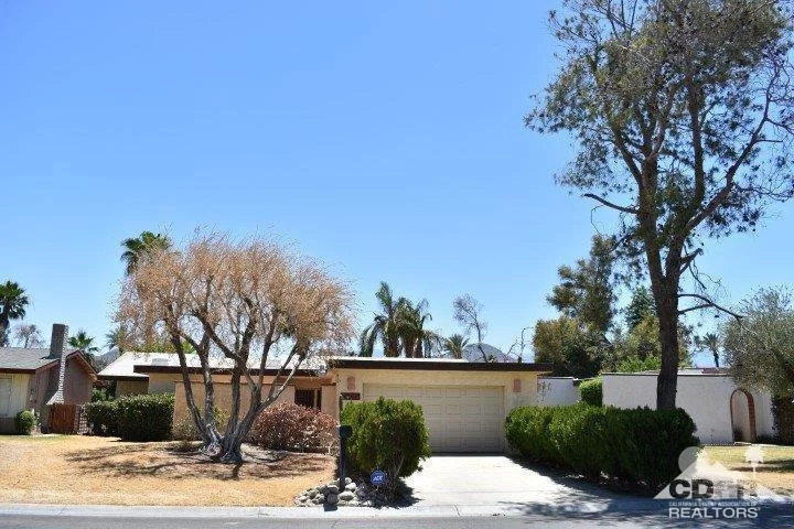 76917 New York, Palm Desert, CA 92211