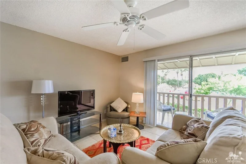 77815 California #B7, Palm Desert, CA 92211