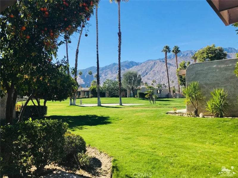 891 Cerritos, Palm Springs, CA 92262