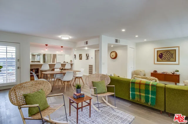4190 Duquesne #3, Culver City, CA 90232