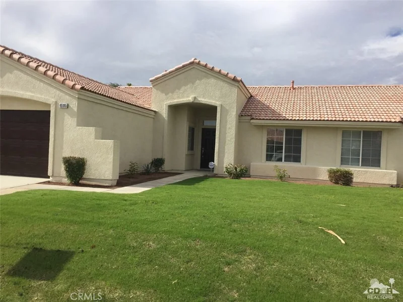 45185 Desert View, La Quinta, CA 92253