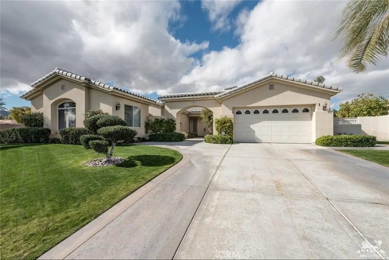 1 Crown, Rancho Mirage, CA 92270