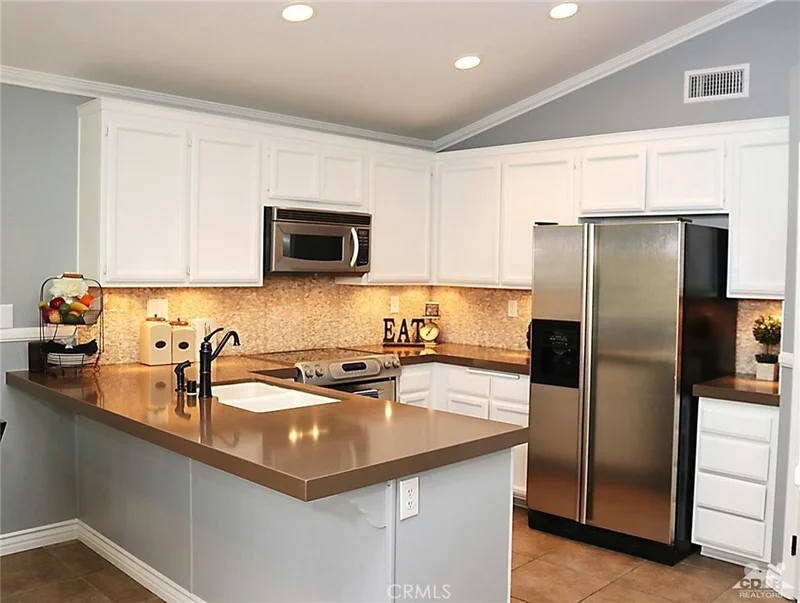 42226 Omar, Palm Desert, CA 92211