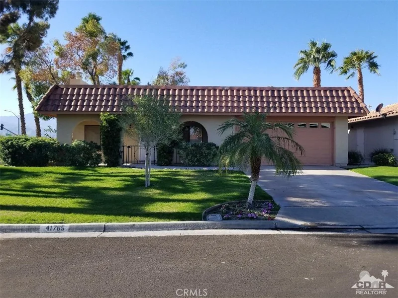 41765 Largo, Palm Desert, CA 92211