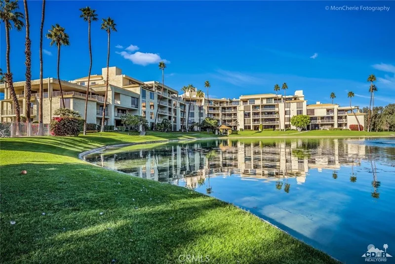 910 Island #209, Rancho Mirage, CA 92270