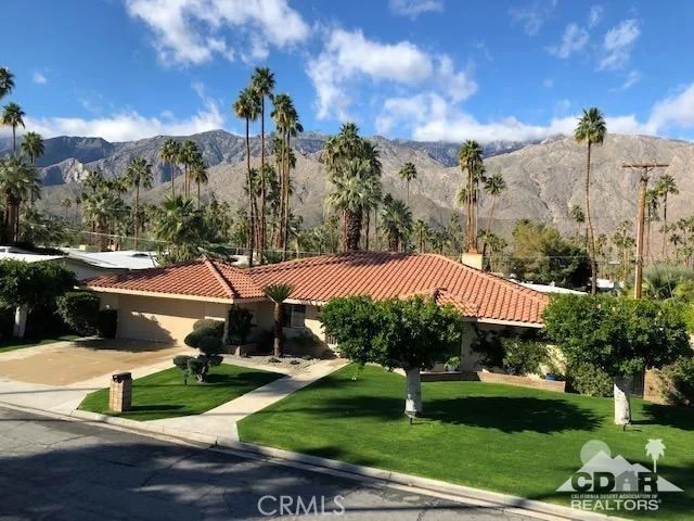 1033 Calle Rolph, Palm Springs, CA 92264