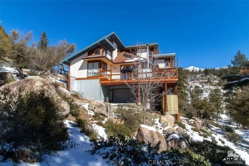 26910 Robin, Idyllwild, CA 92549