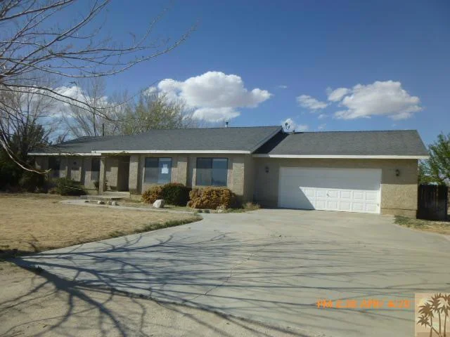7701 Avenue A, Rosamond, CA 93560