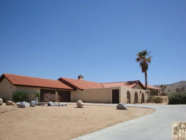 56175 Mountain View, Yucca Valley, CA 92284