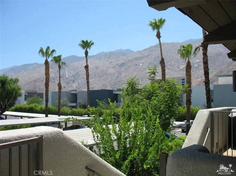 1150 Amado #17D2, Palm Springs, CA 92262