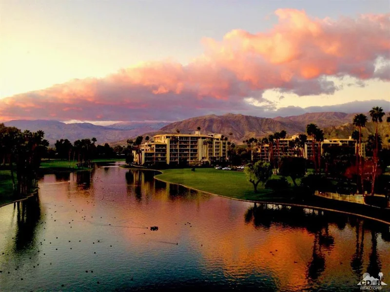 910 Island #401, Rancho Mirage, CA 92270