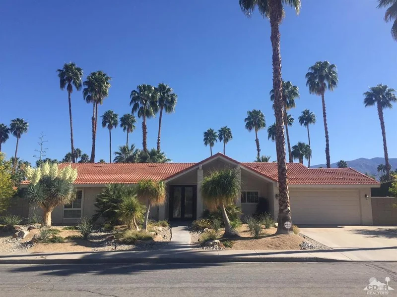 2965 Alta Loma, Palm Springs, CA 92264