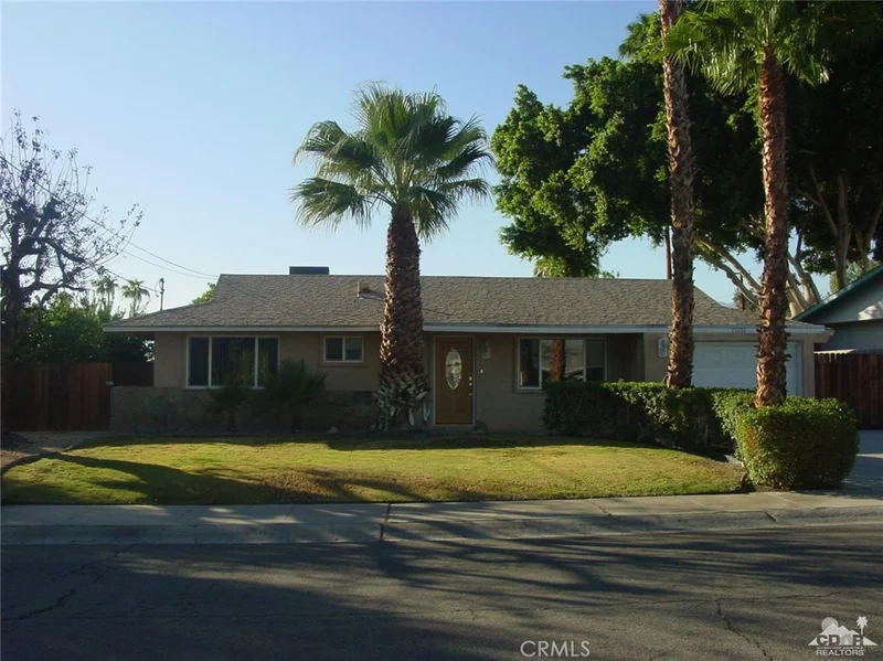 77055 Michigan, Palm Desert, CA 92211