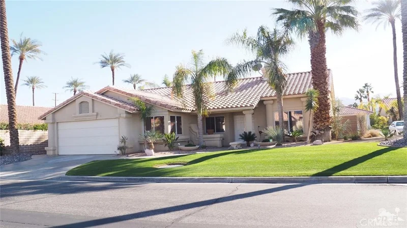 124 Christa, Palm Desert, CA 92260