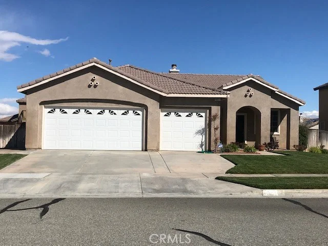 8951 Hydrangea, Hesperia, CA 92344