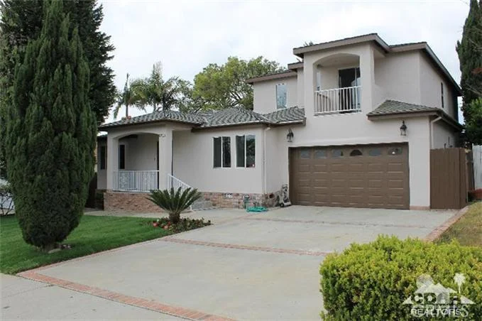 8713 Yorktown, Westchester, CA 90045