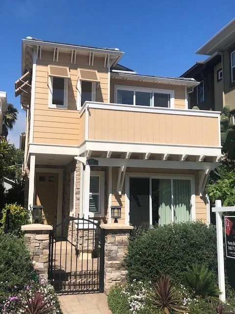 432 Cleveland Street, Oceanside, CA 92054