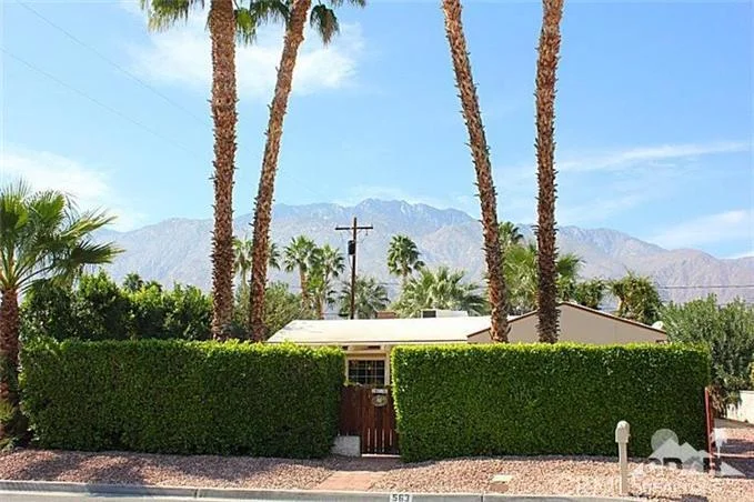 563 Calle Rolph, Palm Springs, CA 92262