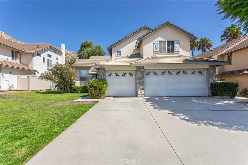 10038 Deep Canyon, Moreno Valley, CA 92557