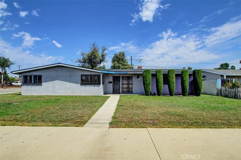 10391 Chapman, Garden Grove, CA 92840