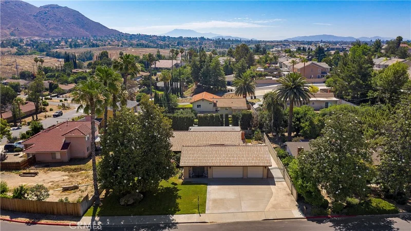 11581 Cornell, Riverside, CA 92507