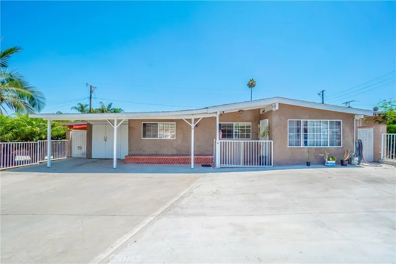 1018 Larchwood, La Puente, CA 91745