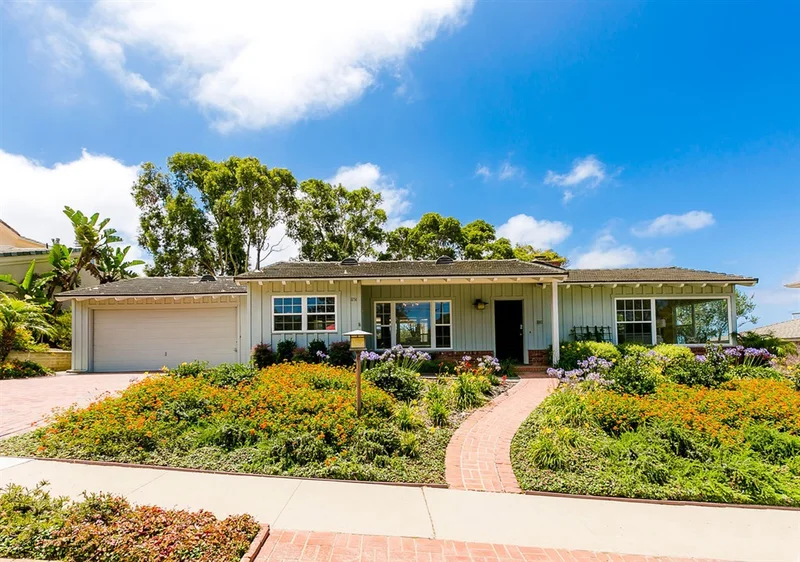 1151 W Muirlands Dr, La Jolla, CA 92037