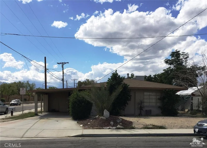 42500 Burr, Indio, CA 92201