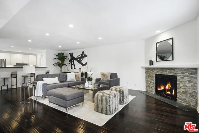 11622 Moorpark #5, Studio City, CA 91602