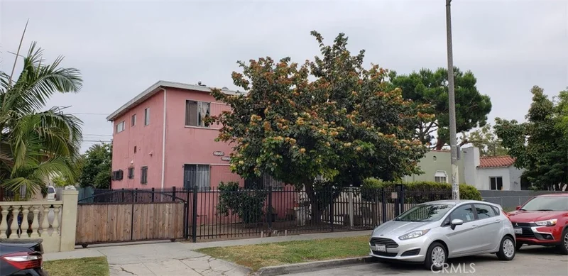 2730 Cloverdale, Los Angeles, CA 90016