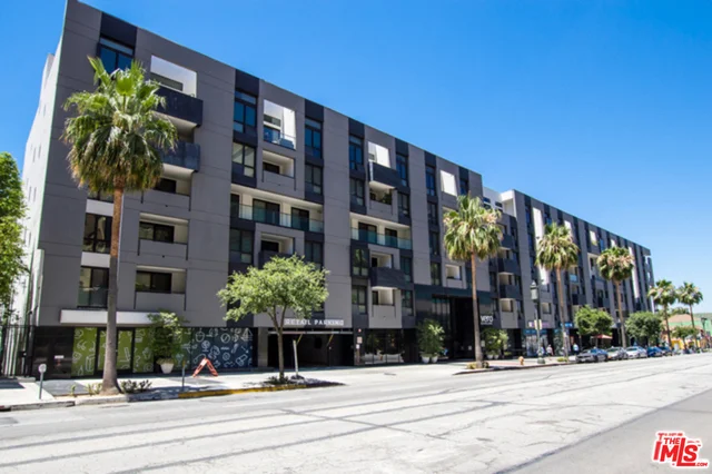 1234 Wilshire #203, Los Angeles, CA 90017