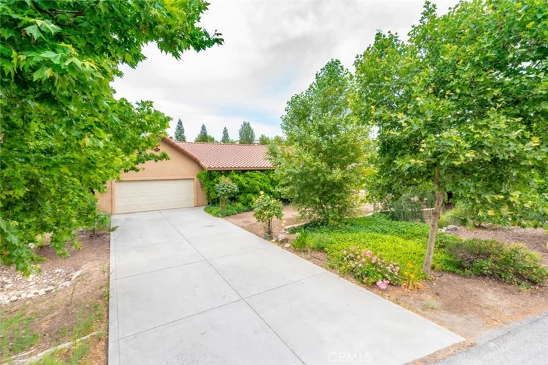 1000 Ferrocarril, Atascadero, CA 93422