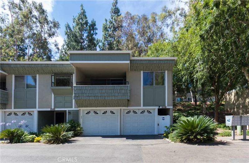 22456 Caminito Pacifico #27, Laguna Hills, CA 92653