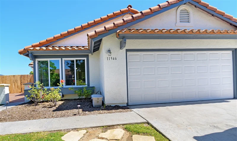 11346 Middle Ridge Terrace, San Diego, CA 92128