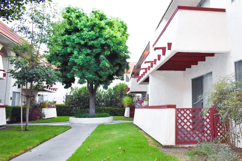 8633 Lake Murray Blvd #3, San Diego, CA 92119