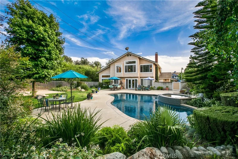 5562 Rotary, La Verne, CA 91750