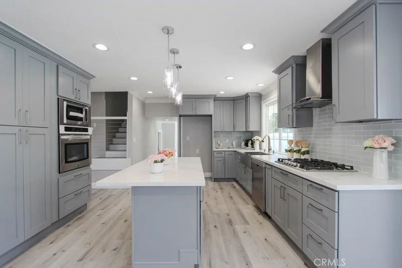 18752 Avolinda, Yorba Linda, CA 92886