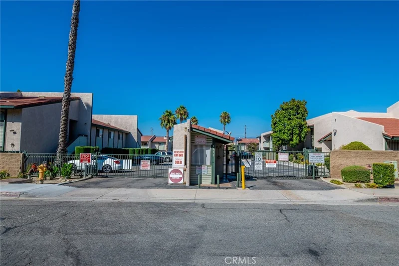 2255 Cahuilla #62, Colton, CA 92324