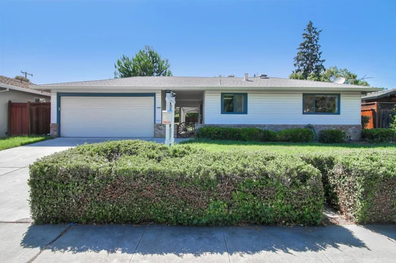 104 Michael, Santa Clara, CA 95051