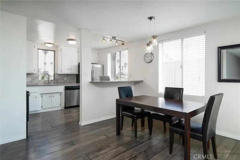 4301 2nd #3E, Long Beach, CA 90803