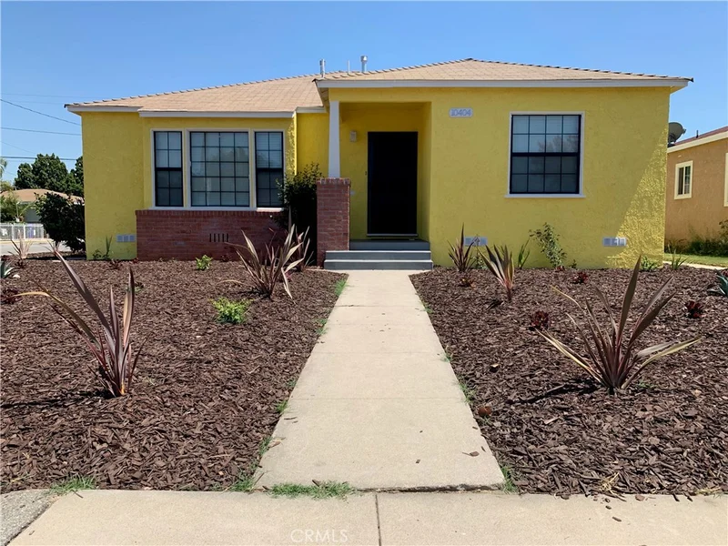 10404 San Juan Ave., South Gate, CA 90280