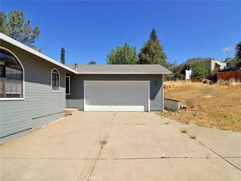 6185 Kanaka Avenue, Oroville, CA 95966