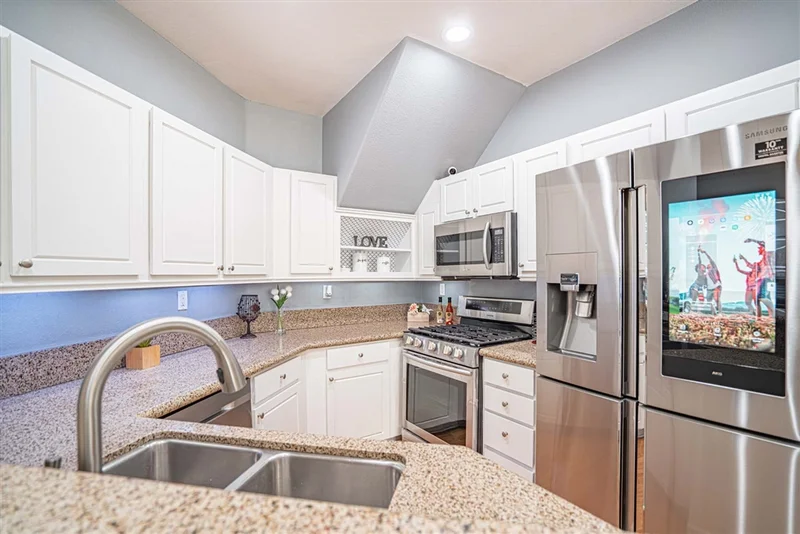 7715 El Cajon Blvd #10, San Diego, CA 91942